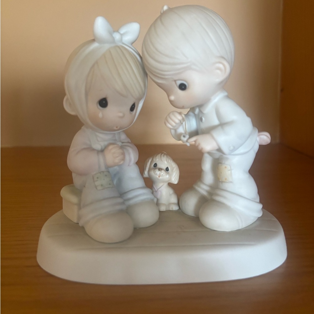 Precious Moments Cream Figurine with Boy, Girl, and Puppy